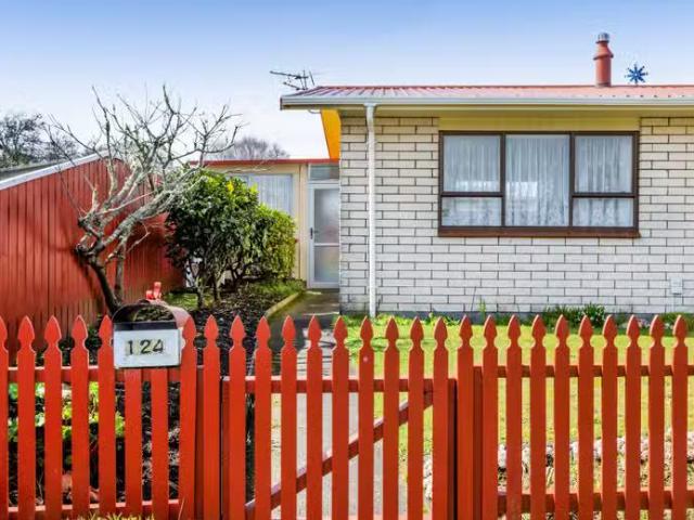 House for rent in Pembroke, Taranaki