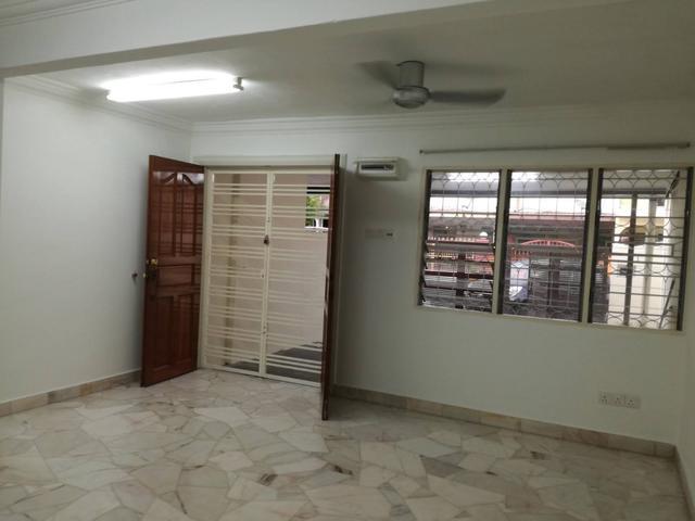 Terraced House for rent in Langat, Selangor