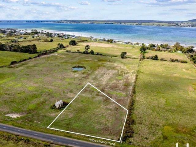 Land for sale in Beaconsfield, West Tamar