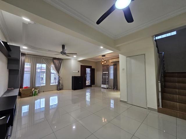 Terraced House for sale in Alam Impian, Selangor