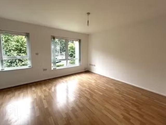 Apartment to rent in Gorteeny, Connacht