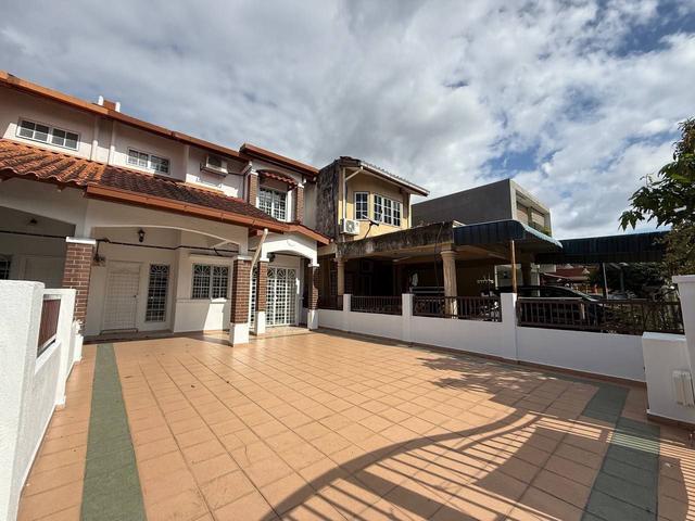 Terraced House for sale in Cheras