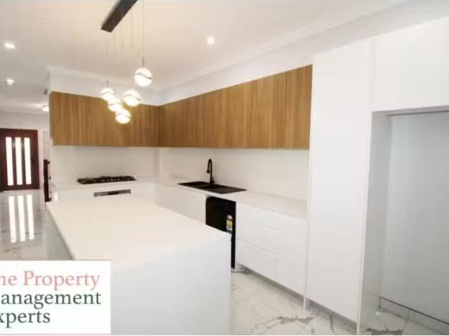 Condo for rent in Sydney, New South Wales