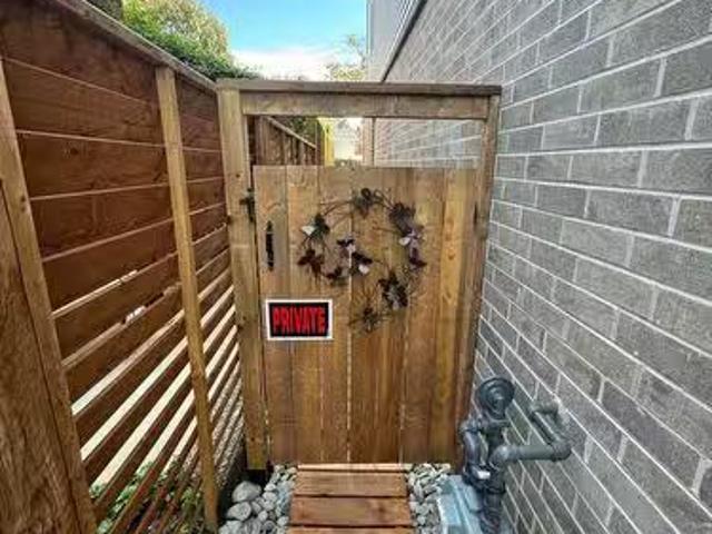 House for rent in Welland, Golden Horseshoe