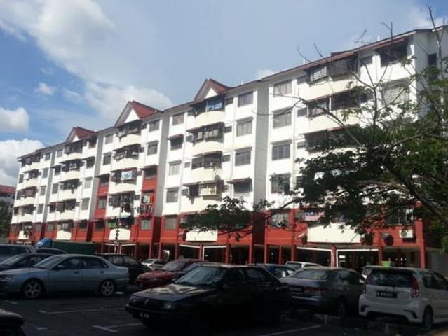 Apartment for sale in Petaling, Damansara Damai