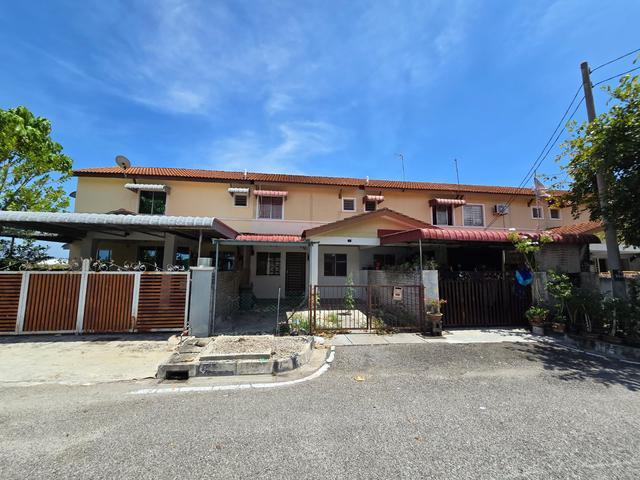 Terraced House for rent in Wellesley, Penang