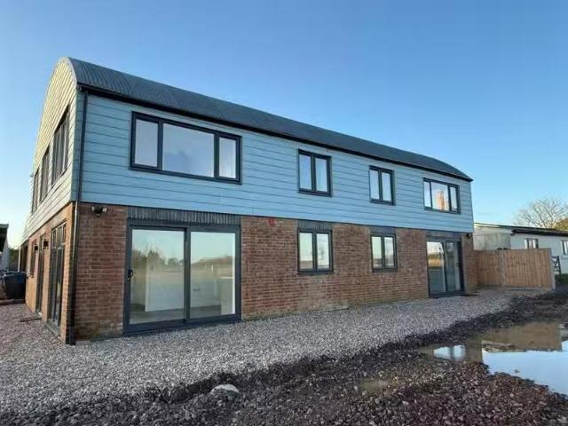House for rent in Yelvertoft, Crick
