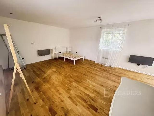 House for rent in Barnwell, Arbury