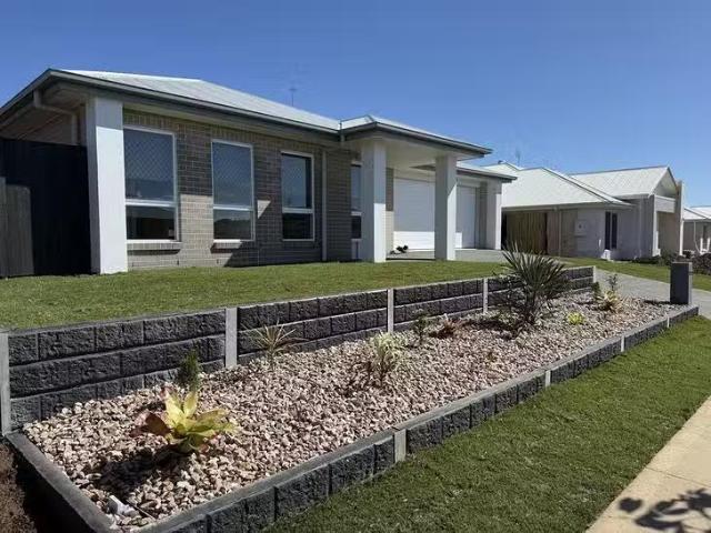 House for rent in Kawungan, Queensland