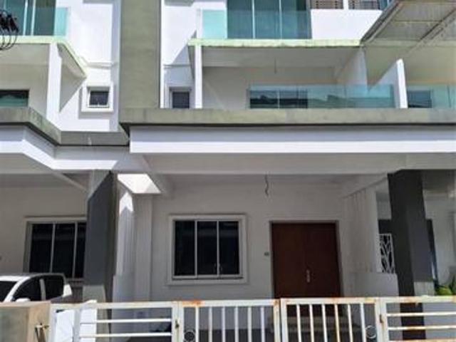 Terraced House for sale in Wellesley, Penang