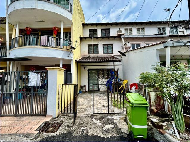 Terraced House for sale in Country Heights Damansara, Kuala Lumpur
