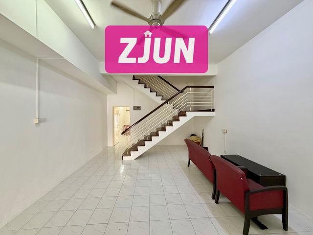 Terraced House for rent in Georgetown, Penang