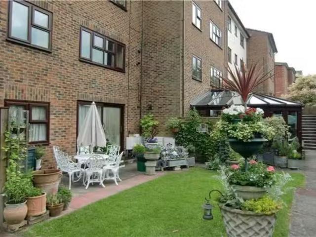 House for rent in Hillview, Surrey