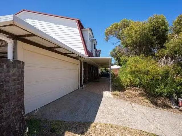 House for rent in Heathridge, Western Australia