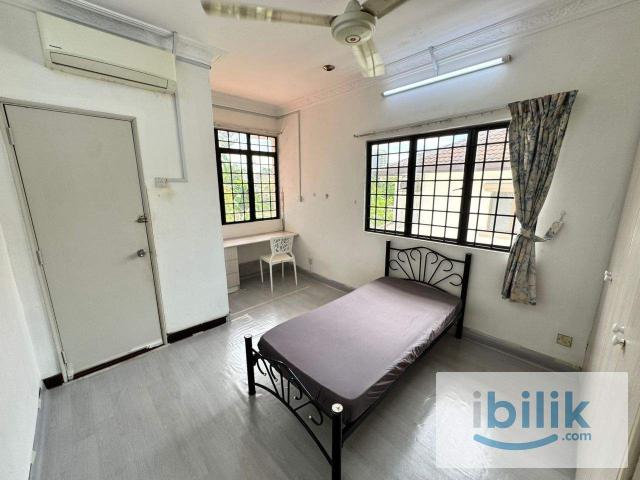 Room for rent in Petaling, Subang Jaya