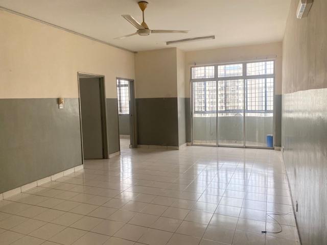 Apartment for sale in Petaling, Damansara Damai