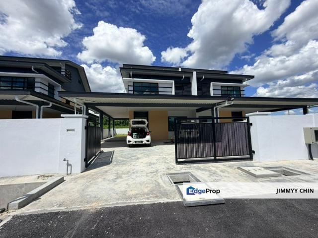House for sale in Kuching