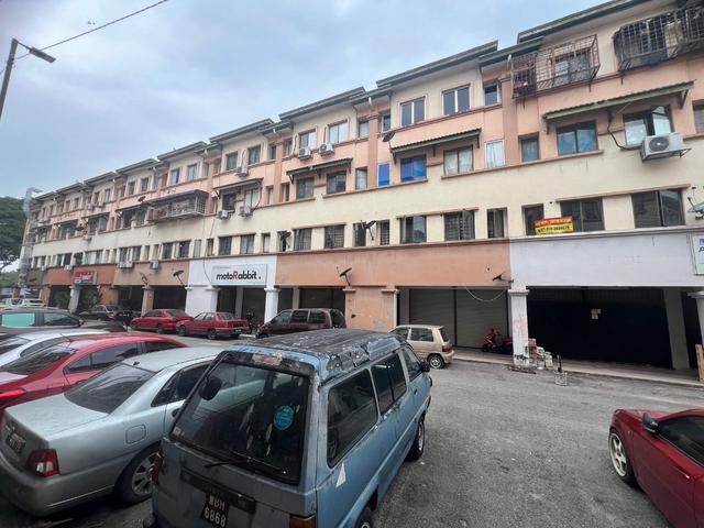Apartment for sale in Petaling, Damansara Damai
