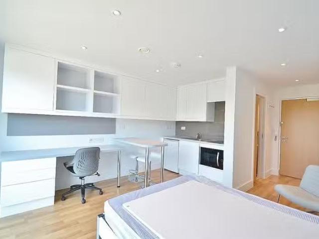 House for rent in The Kite, Arbury