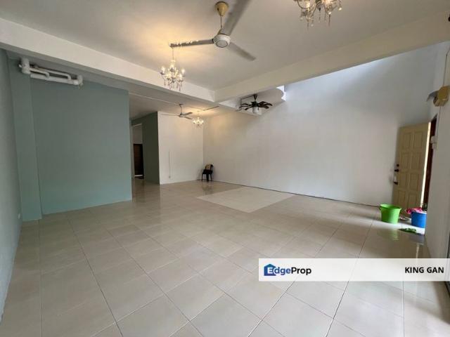 House for sale in Petaling, Subang Jaya