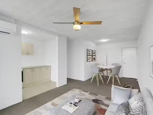 Apartment for rent in Toombul, Queensland