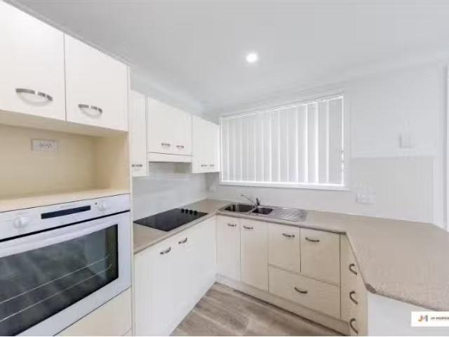 Apartment for rent in Wyoming, New South Wales