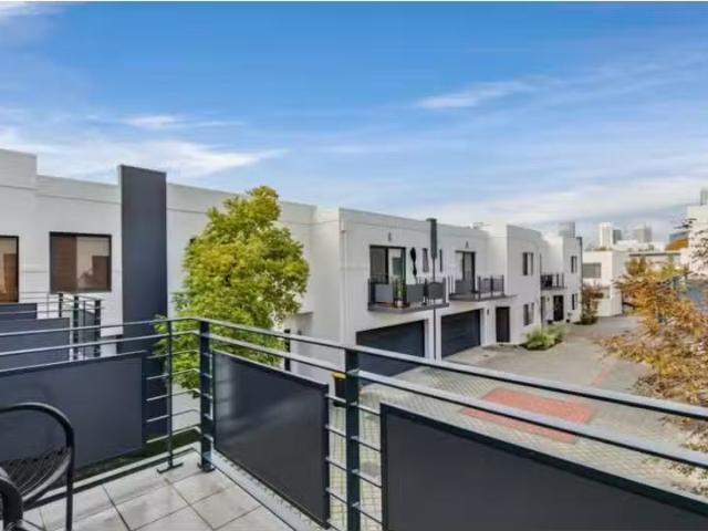 Condo for rent in Cockburn, Western Australia
