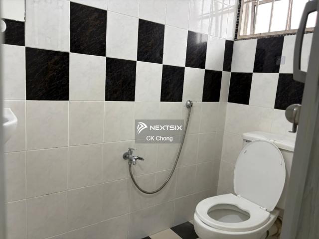 Property for sale in Kampung Permatang, Sabak Bernam