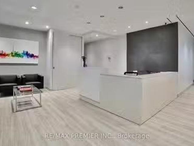 House for rent in Oakville, Golden Horseshoe