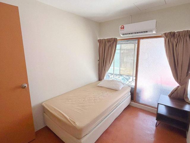 Room for rent in Country Heights Damansara, Kuala Lumpur