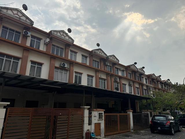 Terraced House for sale in Petaling, Subang Jaya