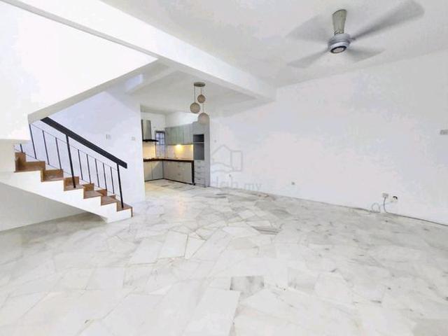 Terraced House for sale in Petaling, Subang Jaya