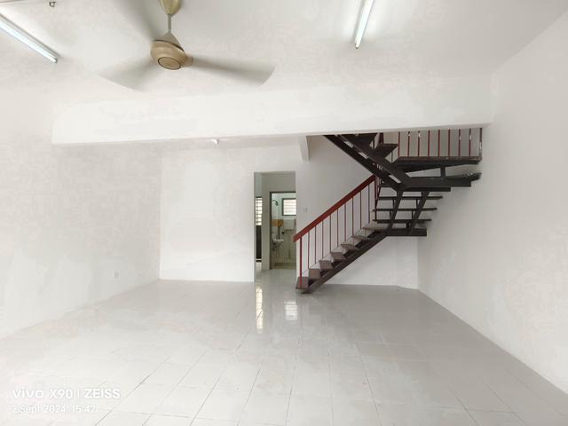 Terraced House for sale in Petaling, Subang Jaya