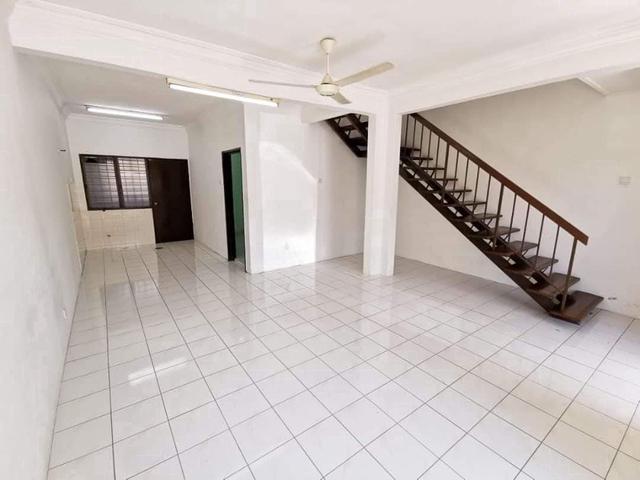 Terraced House for sale in Petaling, Subang Jaya