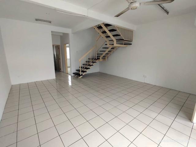 Terraced House for sale in Petaling, Subang Jaya