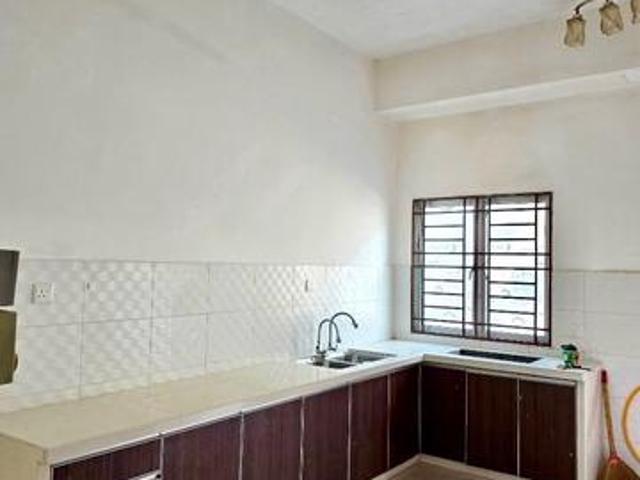 Terraced House for rent in Mukim 13, Georgetown