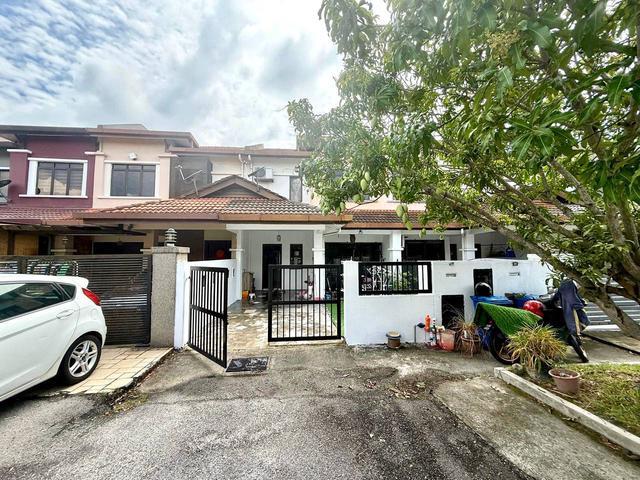 Terraced House for sale in Alam Impian, Selangor