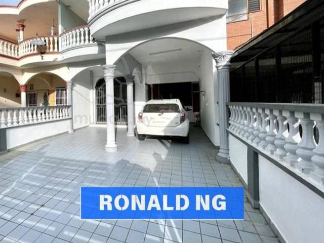 Terraced House for sale in Georgetown, Penang