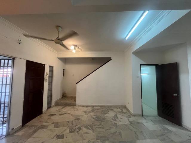 Terraced House for sale in Petaling, Subang Jaya