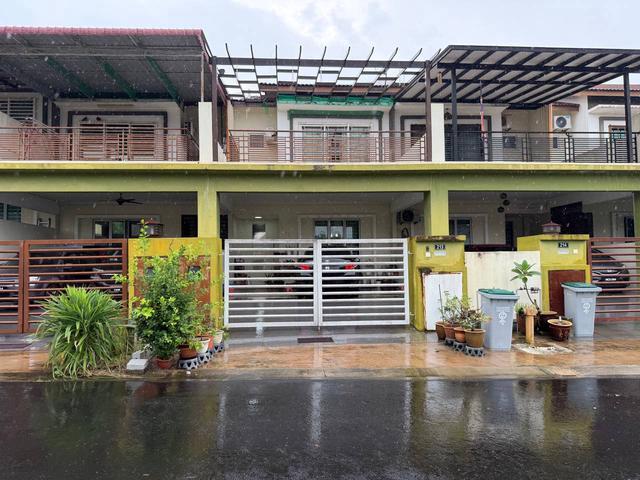 Terraced House for sale in Nilai, Negeri Sembilan