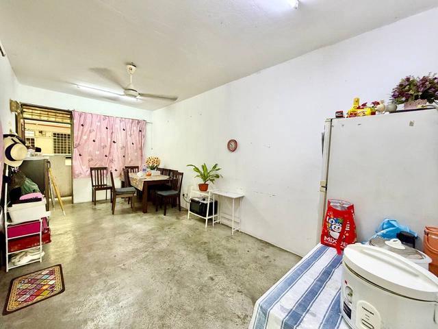 Apartment for sale in Petaling, Damansara Damai