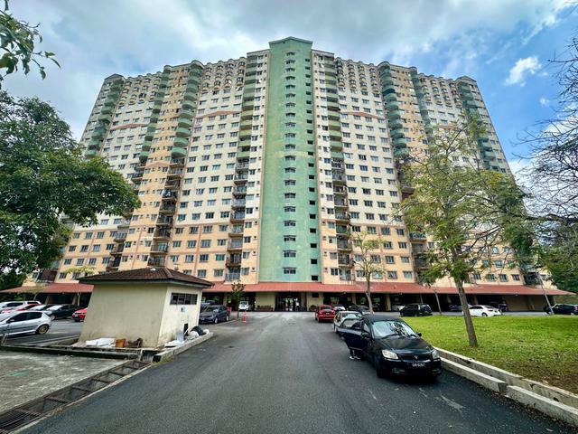 Apartment for sale in Petaling, Subang Jaya