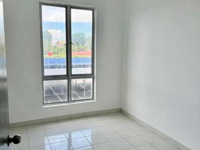 Condominium for sale in Malaka
