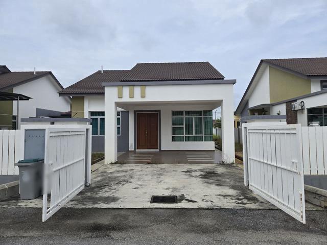 Bungalow for sale in Sendayan Village, Negeri Sembilan
