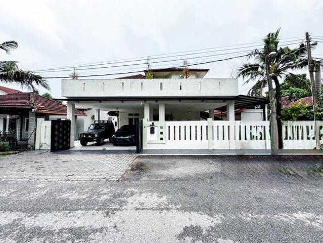 Bungalow for sale in Petaling, Alam Impian