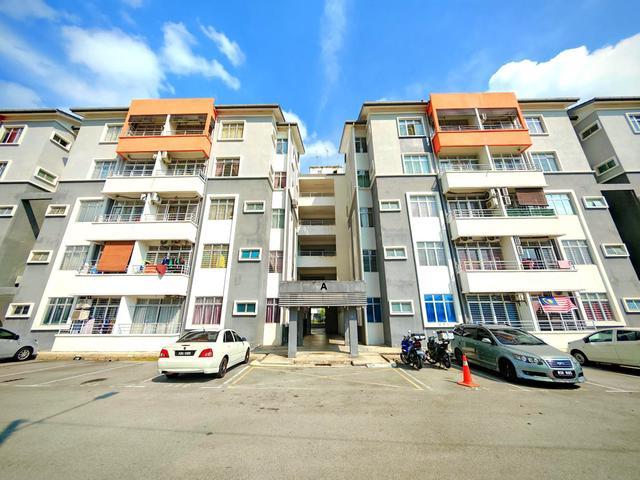 Apartment for sale in Tanjong Sepat, Selangor