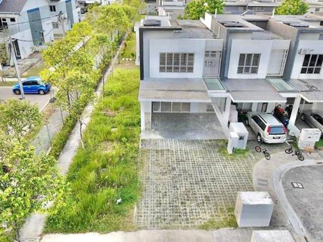 Terraced House for sale in Tanjong Sepat, Selangor