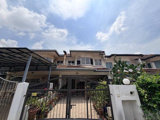 Terraced House for sale in Petaling, Damansara Damai