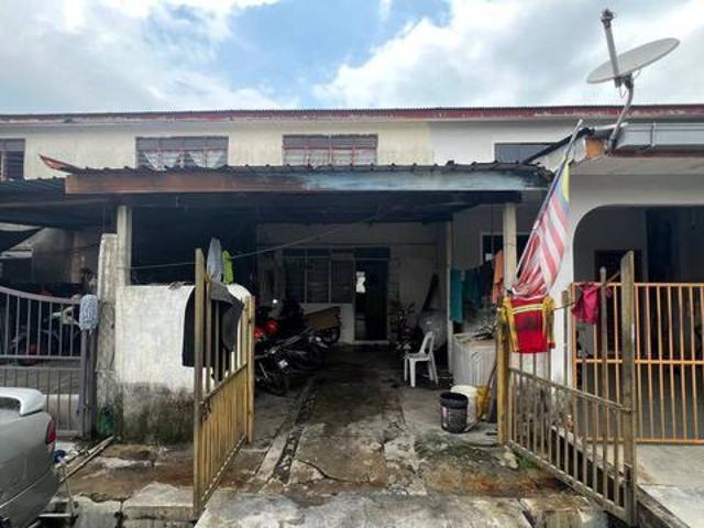Terraced House for sale in Tanjong Sepat, Selangor
