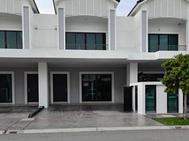 Terraced House for rent in Wellesley, Penang